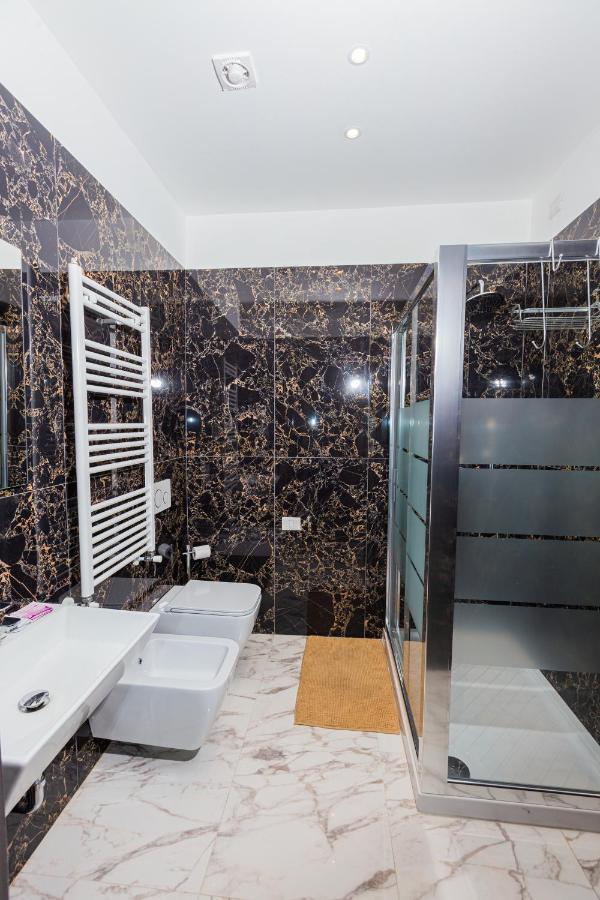 Hotel Repubblica Milan Bagian luar foto